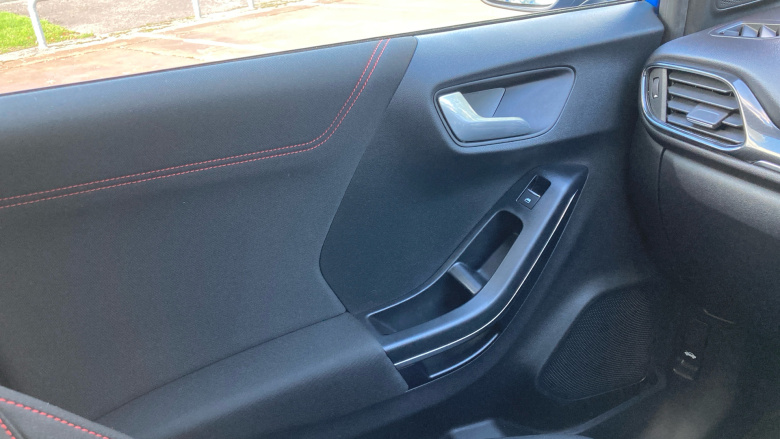 Ford Puma 1.0 EcoBoost Hybrid mHEV ST-Line 5dr Petrol Hatchback